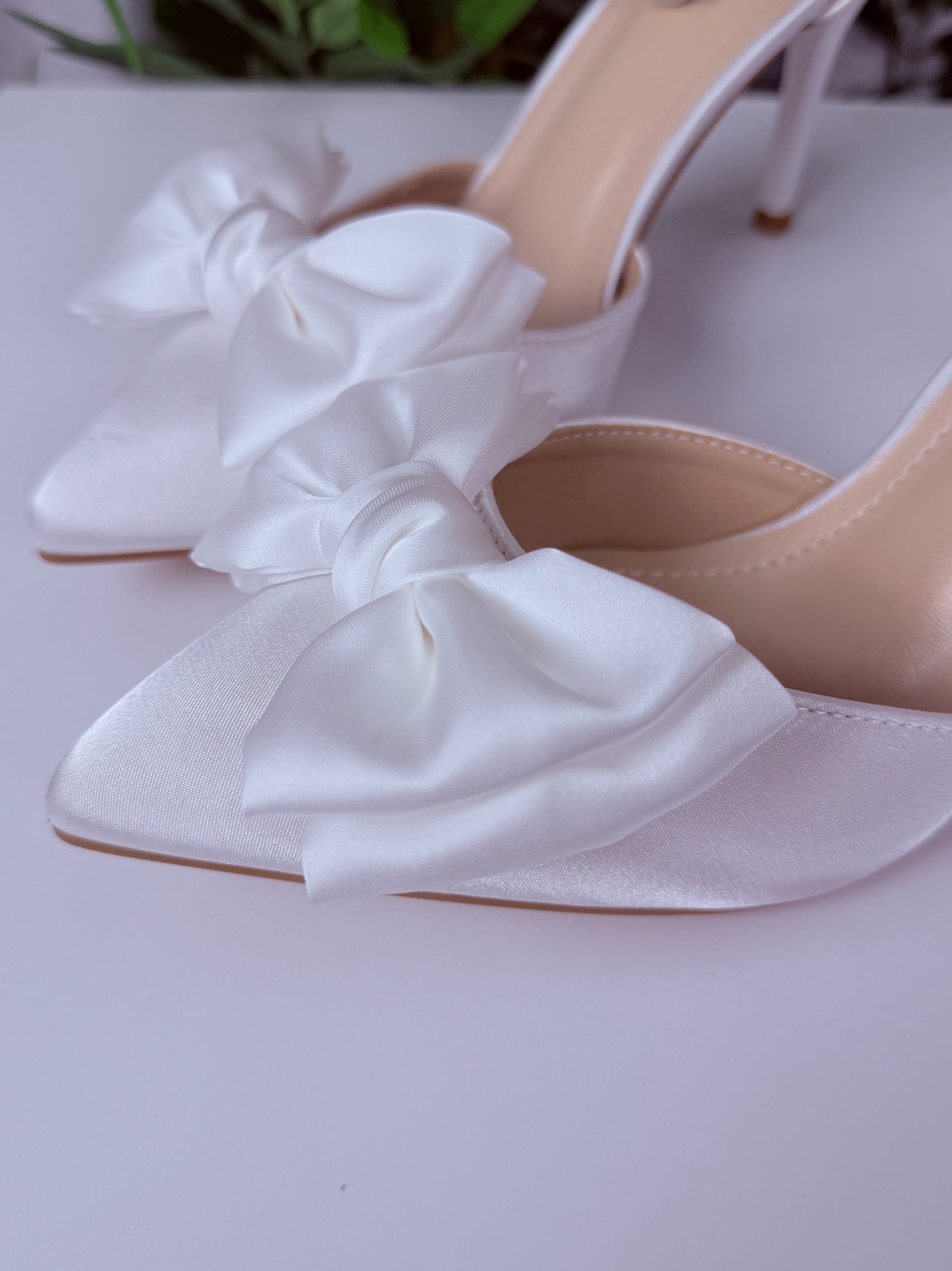 Escarpin blanc à noeud