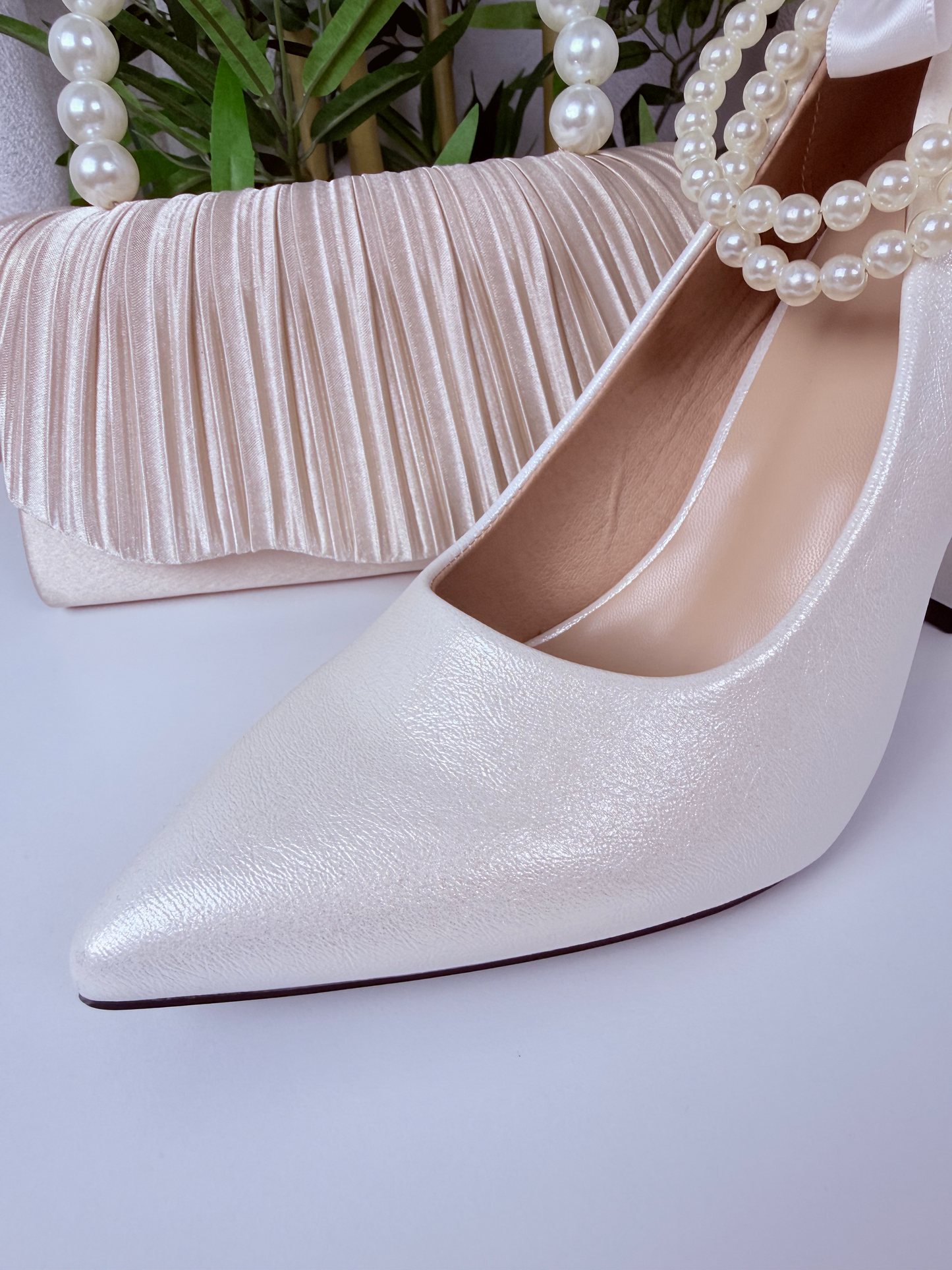 Escarpin crème avec perles